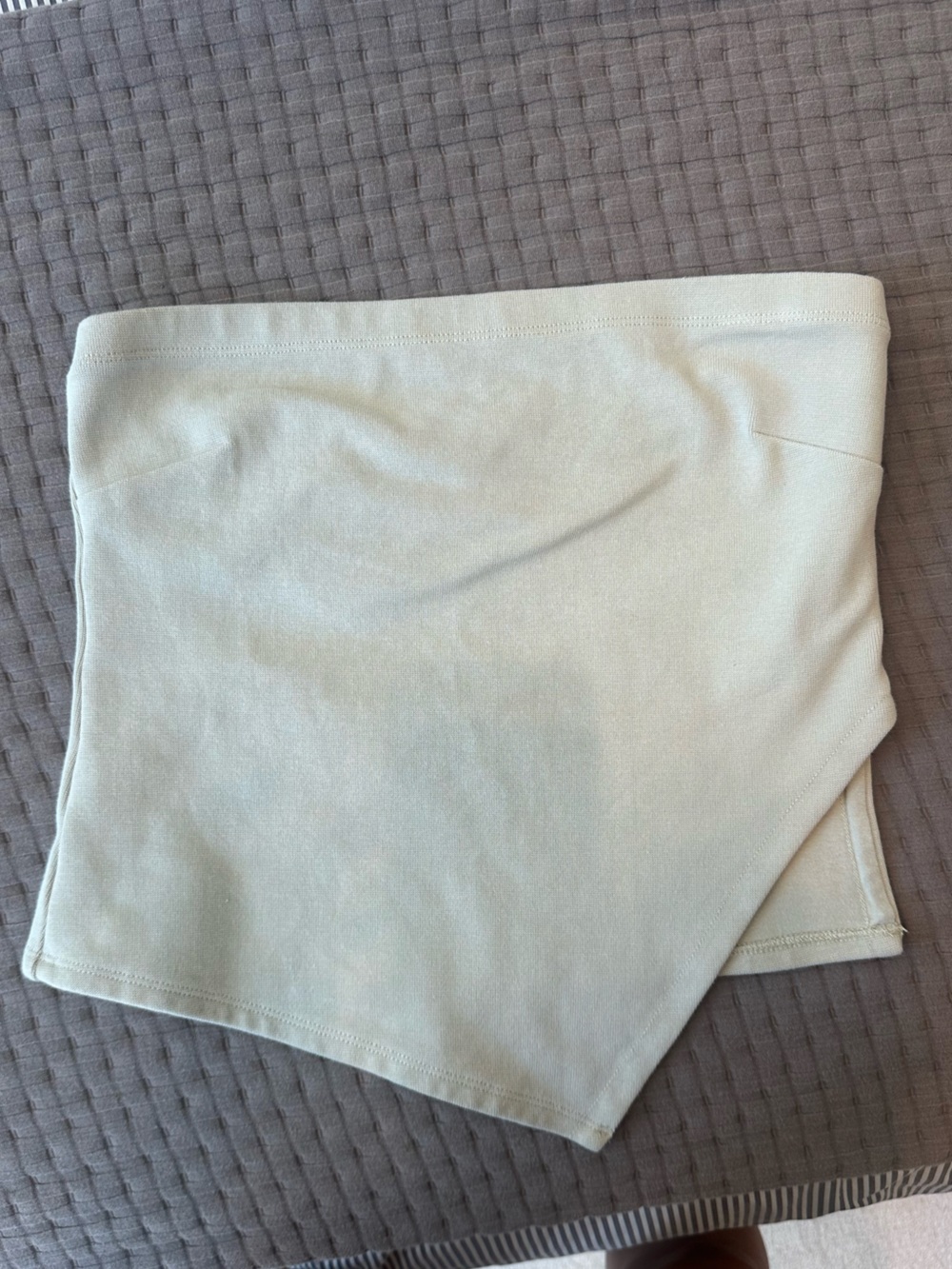 OAK + FORT CROPPED TUBE TOP WITH SIDE SLIT in Abbey Stone